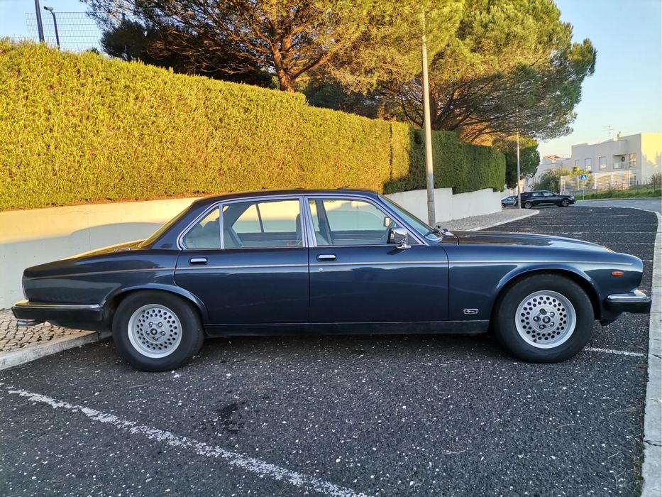 Jaguar xj12 SOVEREIGN — photo 4