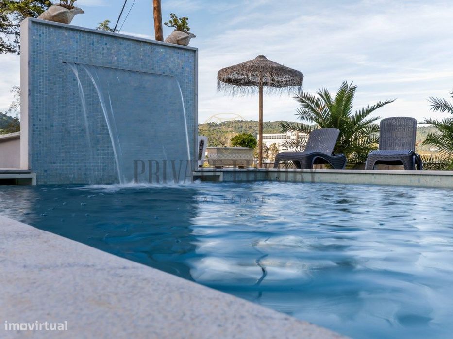 Quinta T8 com piscina aquecida picadeiro e jardim em Setúbal