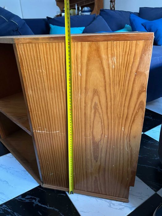 mesa de canto em madeira