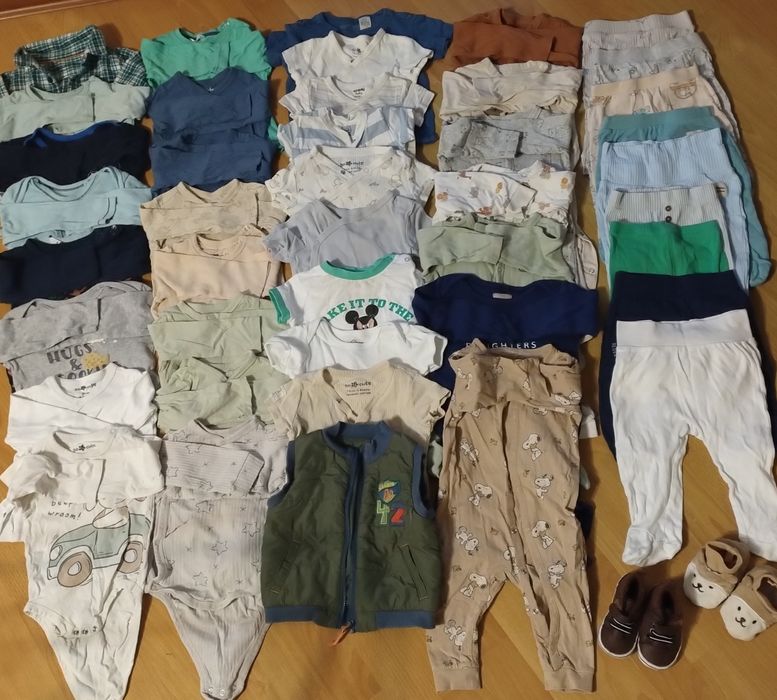 Zestaw ubranek dla niemowlaka