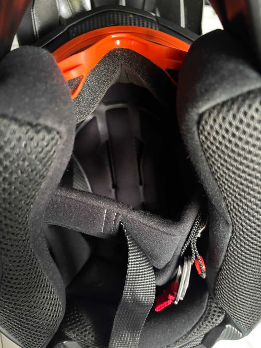 Capacete com óculos Airoh Helmet