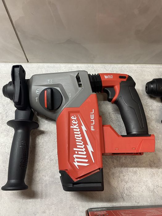 Milwaukee 2912-20 M18FUEL Акумуляторний перфоратор США