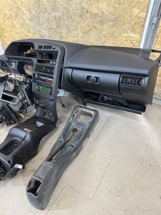 Торпедо ВАЗ 2115 повна комплектація