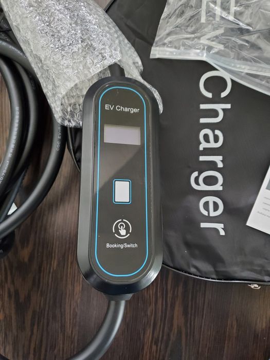 Зарядний пристрій для електромобілів 7 кВт 32А 1-фаза