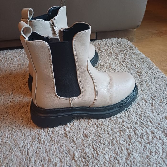 Buty jesienne dla dziewczynki