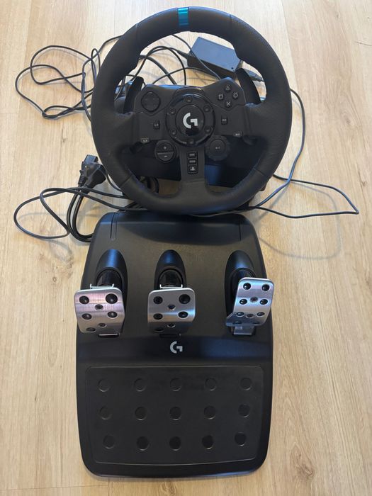 Kierownica Logitech G923 + pedały – PS / PC