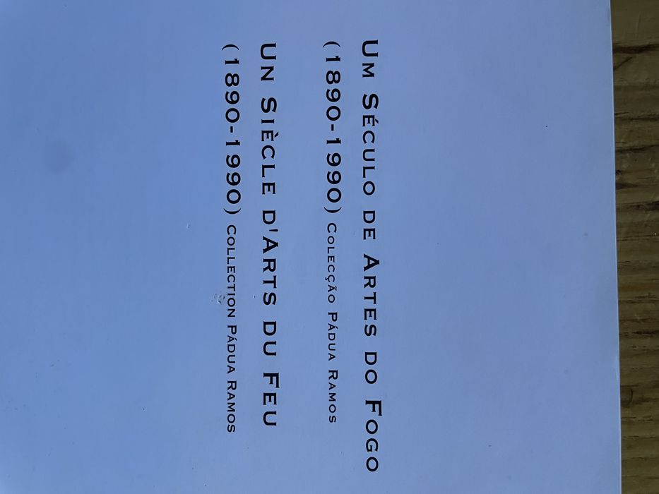 Vendo livro um Seculo de Artes do Fogo coleção Padua Ramos