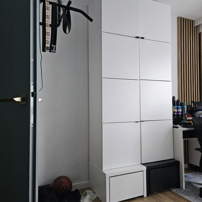 Szafa VOX Young Users