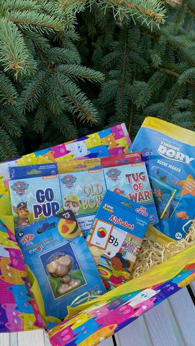 Подарункові бокси подарунок сюрприз