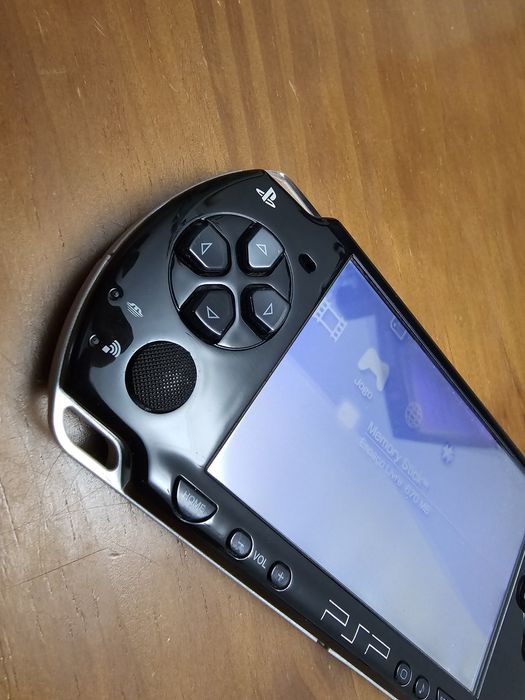 Sony PSP Slim l 64gb l 100 Jogos