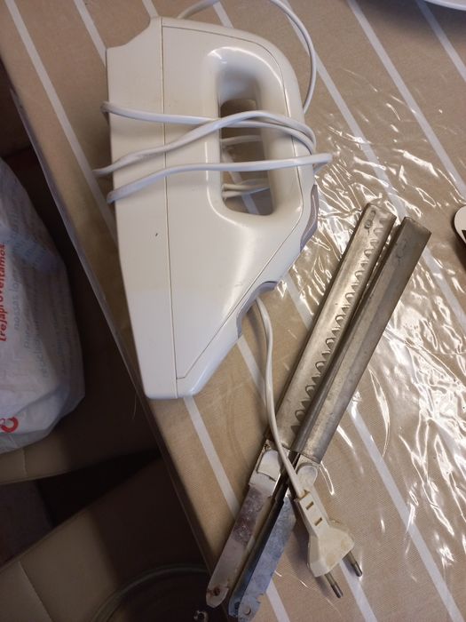 Faca elétrica moullinex