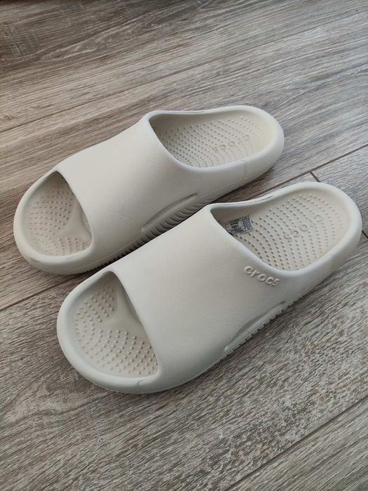 Шльопанці Crocs Mellow Recovery m7/w9 39 розмір. Шлепки, Крокси