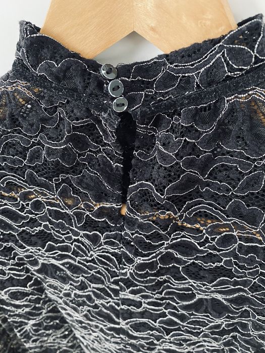 Piękna koronkowa bluzka rozm. S