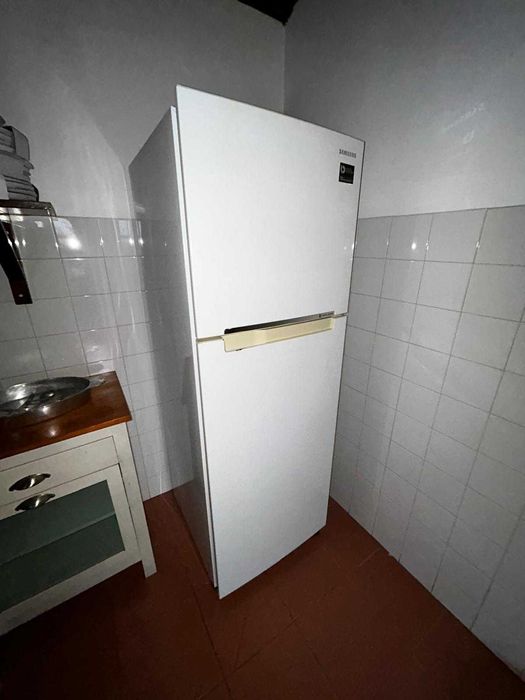 Frigorífico Samsung A+ 321 L