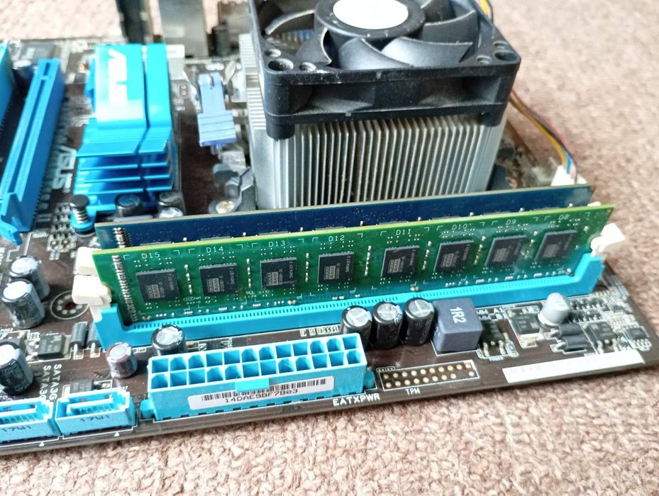 Комплект! Fx6300 + m5a78l m le + 8gb ddr3