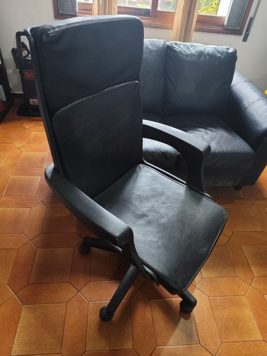 Cadeira escritório giratória