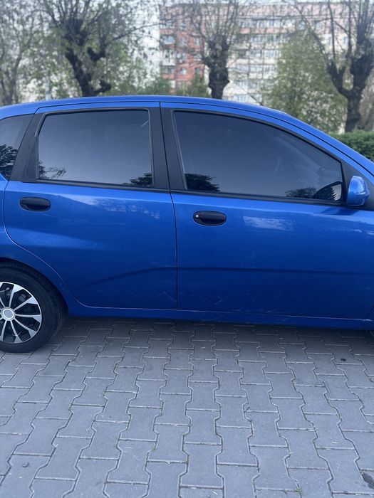 Продам авто Chevrolet  Aveo ls в хорошому стані.