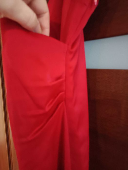 Czerwona sukienka