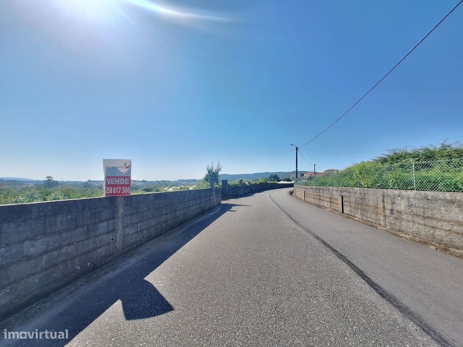 Terreno em Mujães, Viana do Castelo