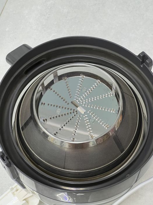 Соковижималка Philips Viva Collection 700W