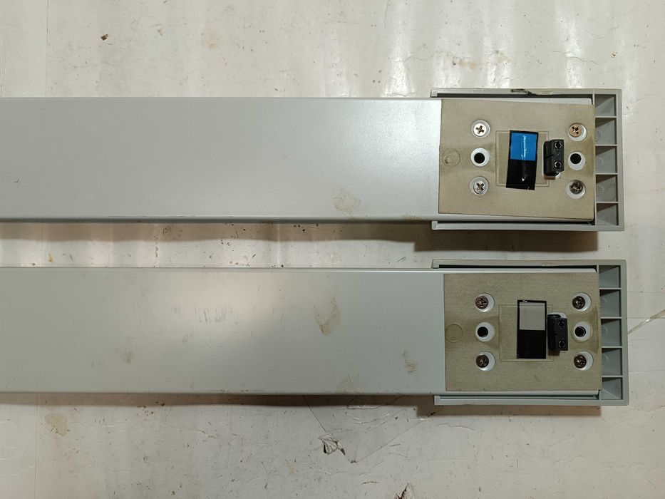 Стойки, подставки, опоры