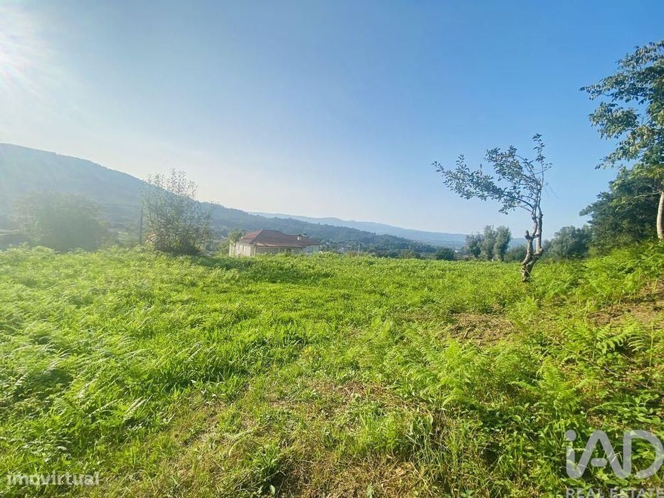 Terreno Agrícola em Cornes de 9520,00 m2