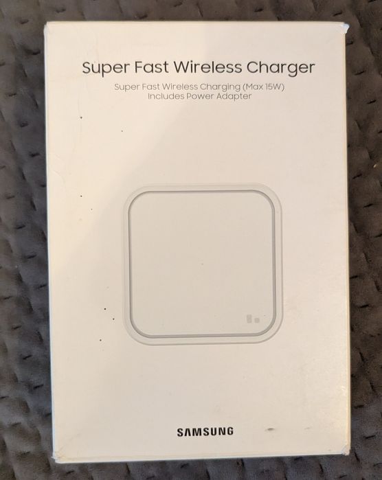 Бездротовий зарядний пристрій Samsung 15W Wireless Charger Pad w/o TA White (EP-P2400BWEGEU)