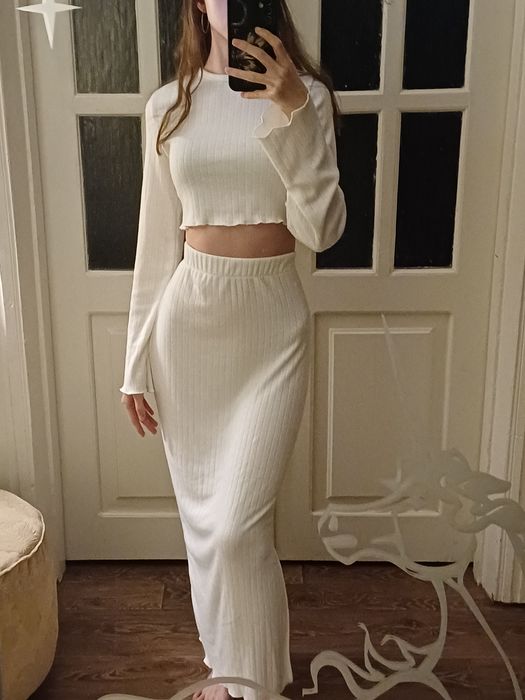 Костюм (комплект топ + спідниця)