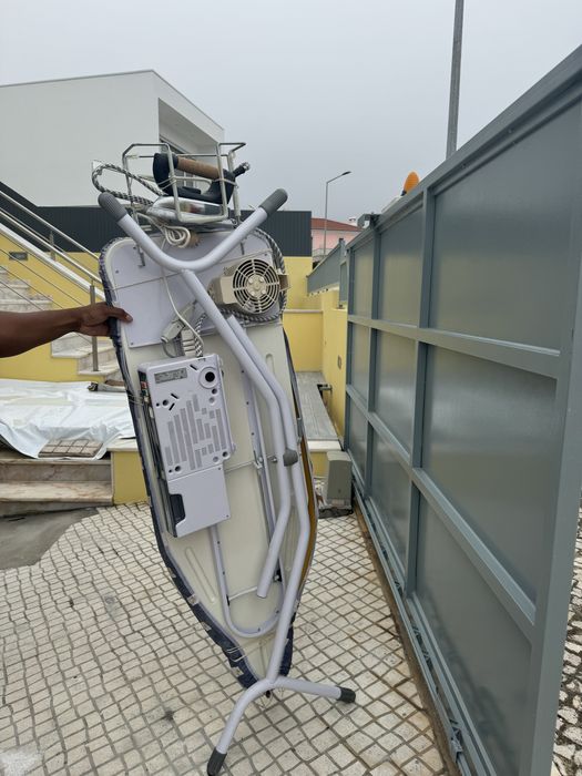 Tabua de passar a roupa com ferro