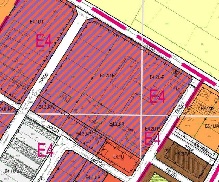 Obiekt przemysłowy z halą, pralnią i hotelem pracowniczym