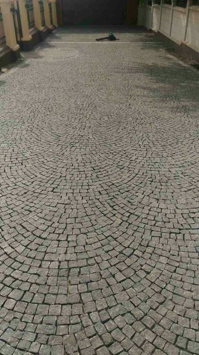 Гранітна бруківка, плитка тротуарна від 280 грнбрекчія та плитка з гра