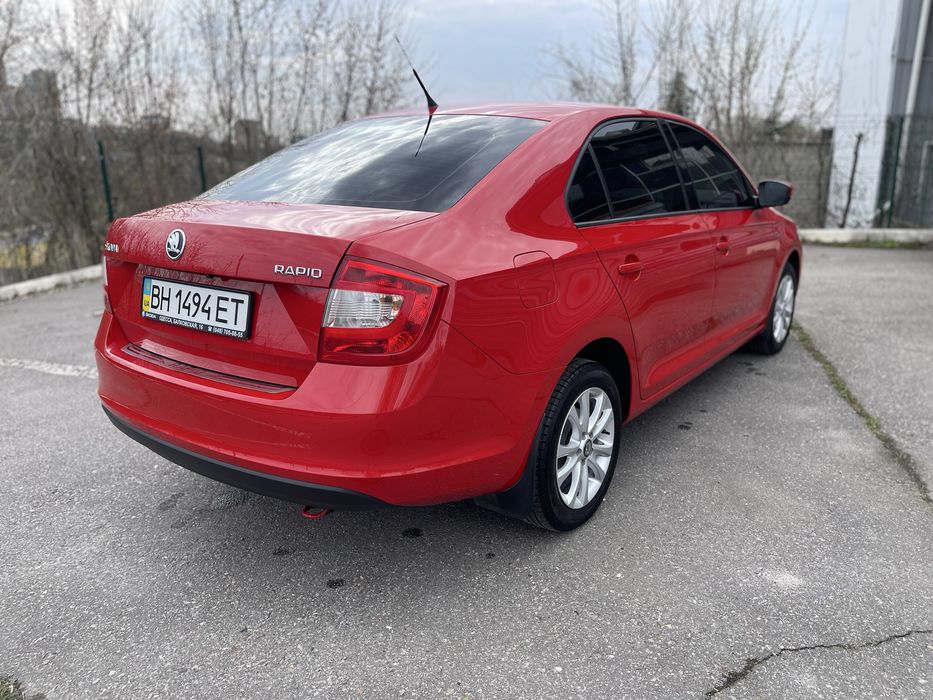 Продам Skoda Rapid 2014 год
