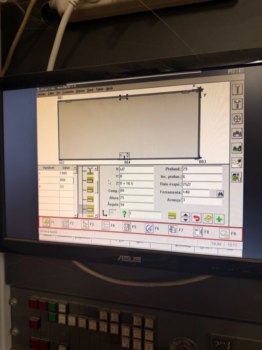 CNC 4 eixos  com agregado de portas weeke