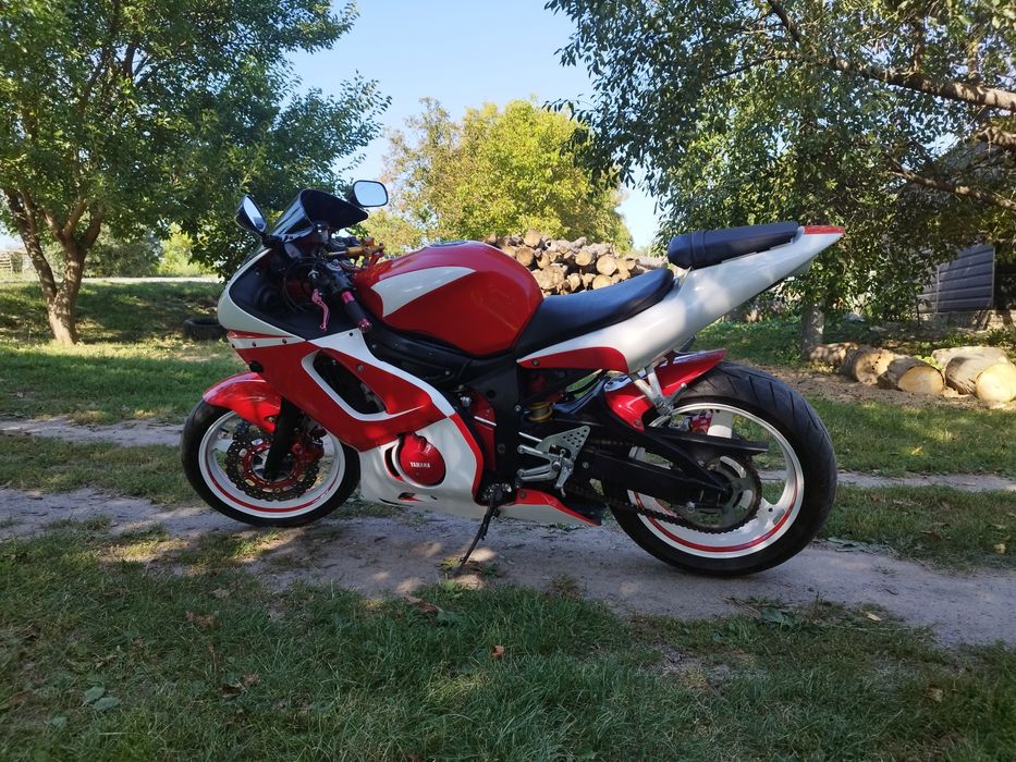Продам Ямаху Р6 в гарному стані