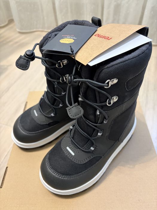 Дитячі зимові черевики із колекції Reima.