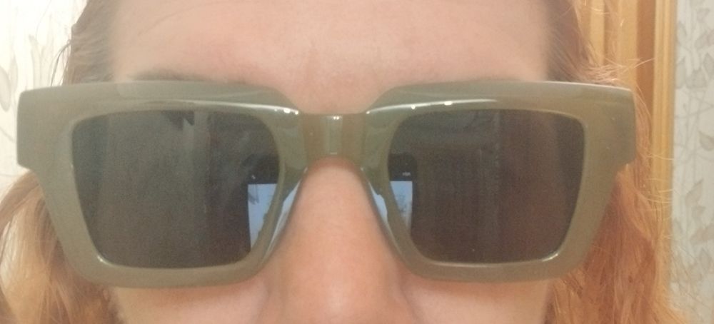 Очки зеленая оправа