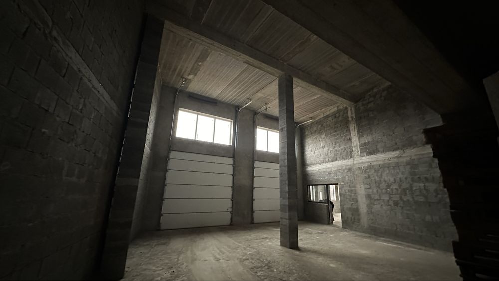 Продається частина будівлі