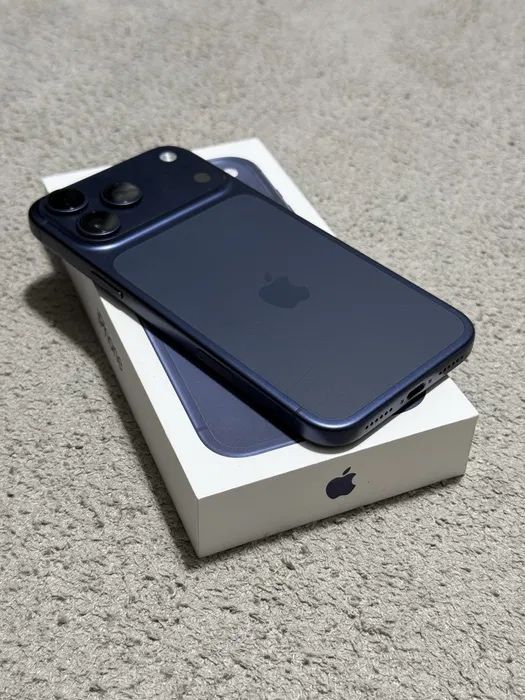 Iphone 17 pro Max azul 512Gb em caixa com garantia