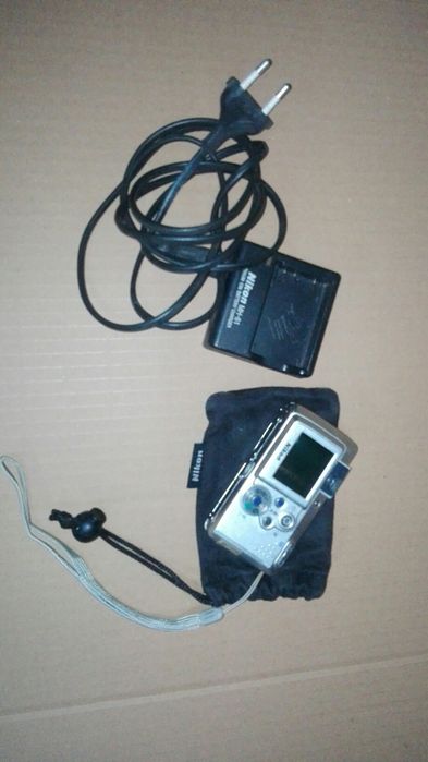 Nikon cool px 3700