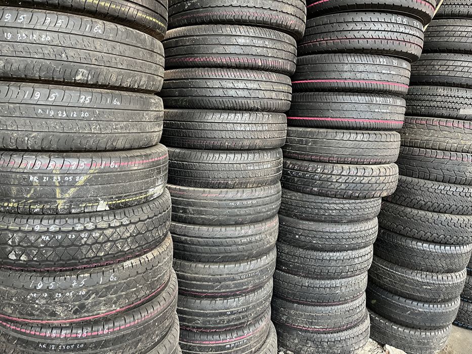 Продам резину 225 65 R 16 с шиномонтаж выкатка правка диска