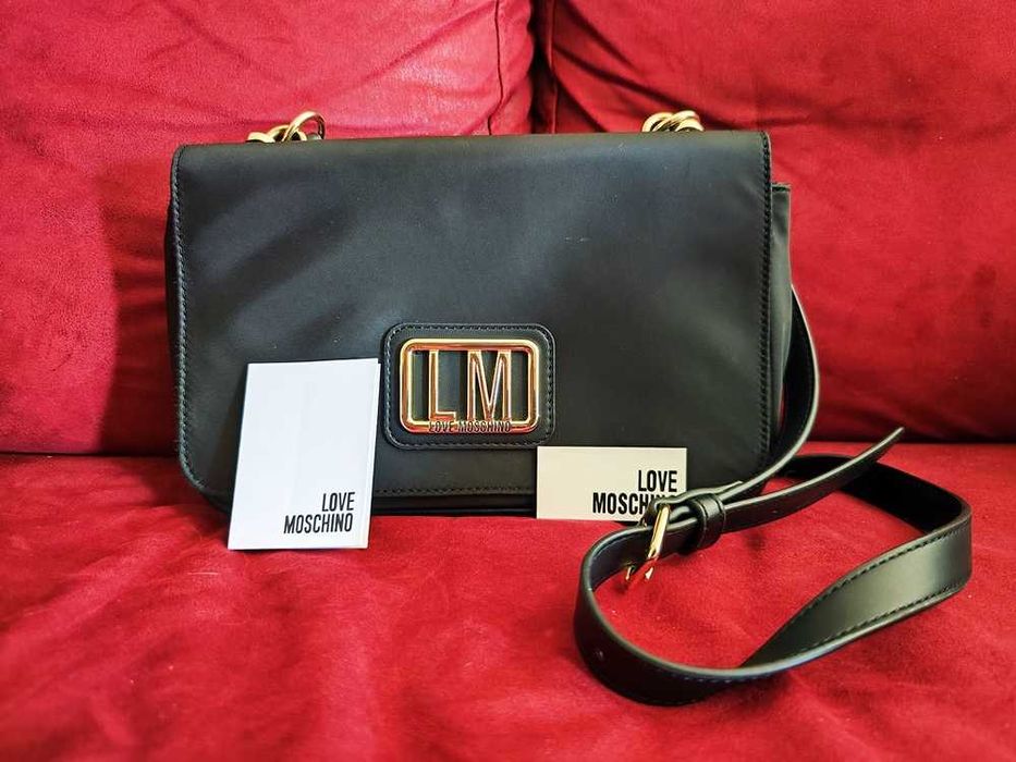 Mala de senhora Love Moschino