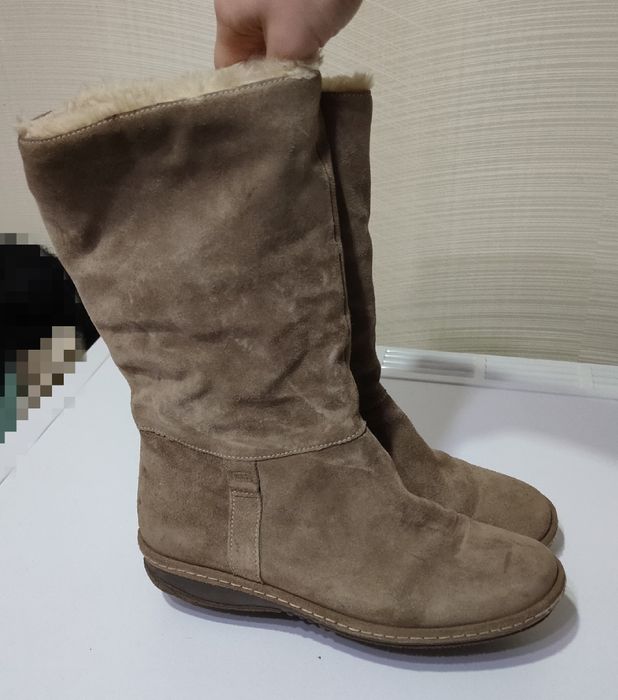 Демісезонні чобітки жіночі (замша, р.37)