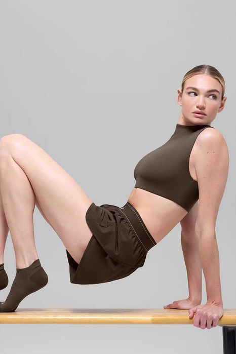 Оригінальна жіноча футболка Alo Yoga Softsculpt Espresso S