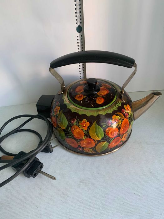 Електричний чайник,радянських часів, металевий з розписом