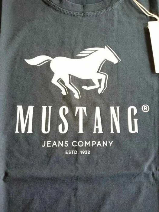 Nowy t-shirt Mustang