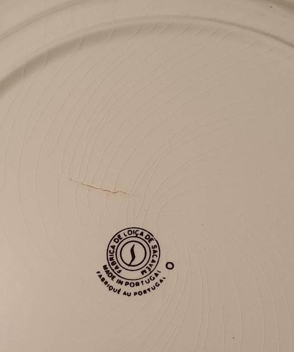 Prato raso da Fabrica de Porcelanas de Sacavém