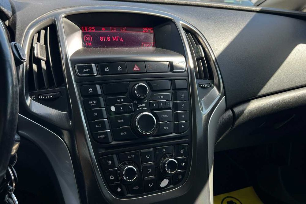 Opel Astra 2010