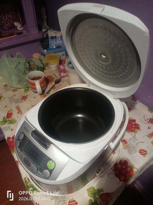 Мультиварка Phillips.