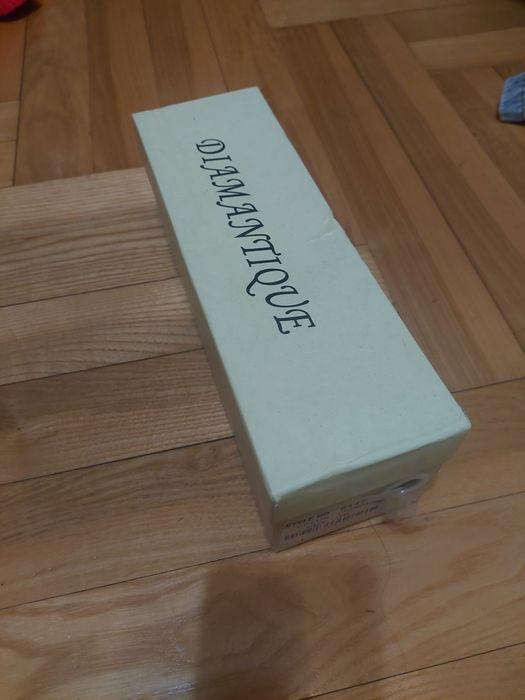 Buty damskie z cyrkoniami