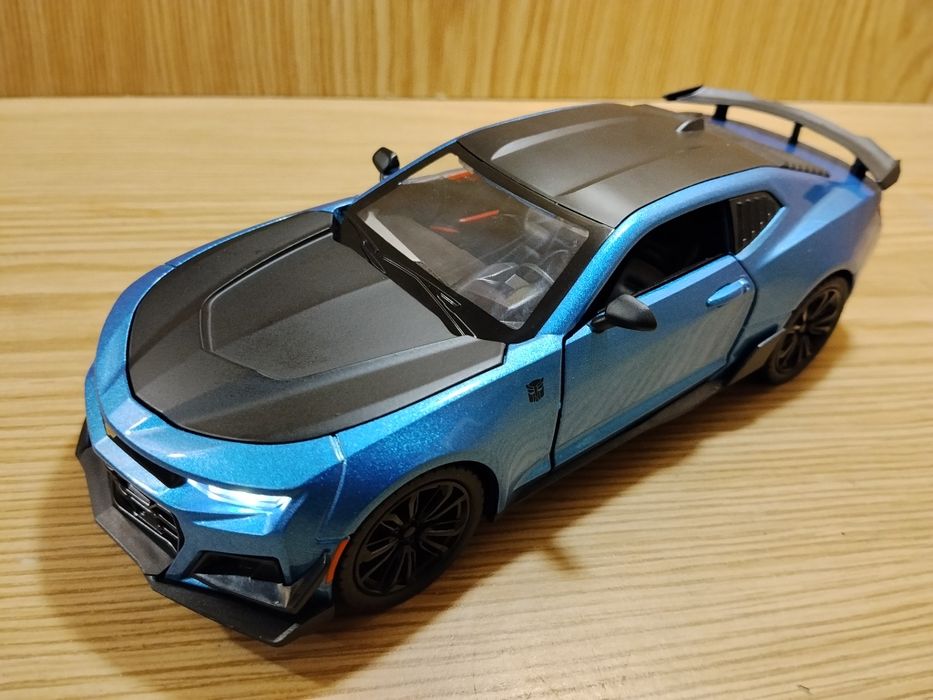 Модель машин Chevrolet Camaro 1:24 автоэксперт металл свет звук Камаро